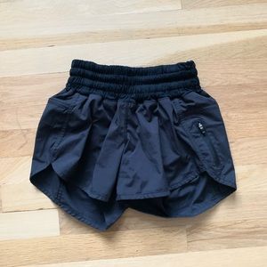 Lululemon Black Shorts Size 4